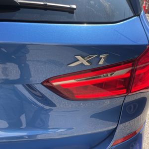 2017 BMW X1 XDRIVE28I — миниатюра 23