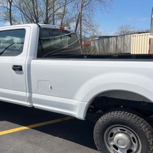 FORD F-250 XL - 6