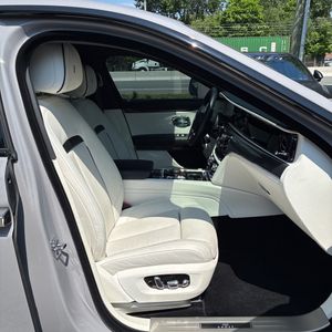2023 ROLLS-ROYCE GHOST BLACK BADGE — миниатюра 32