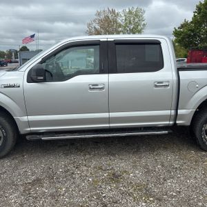 FORD F-150 XLT - 4