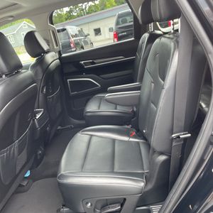 صورة 34 لـ 2020 KIA TELLURIDE S