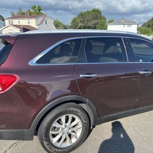 صورة 9 لـ 2016 KIA SORENTO LX