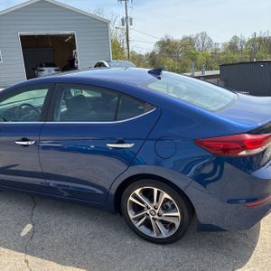 HYUNDAI ELANTRA LIMITED - 6