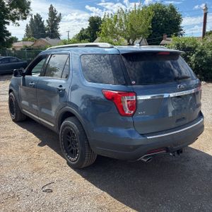 FORD EXPLORER XLT - 5