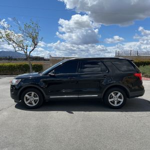 FORD EXPLORER XLT - 3