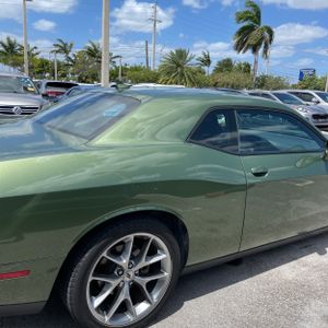 DODGE CHALLENGER GT - 9