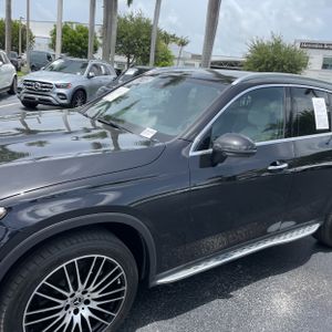 2025 Mercedes-BENZ GLC 照片 2
