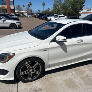 MERCEDES-BENZ CLA - 2