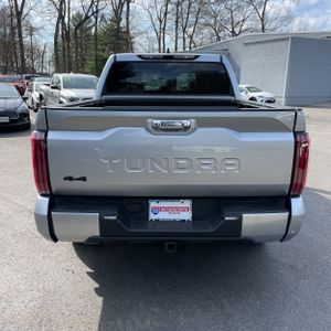TOYOTA TUNDRA - 7