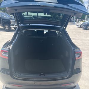 صورة مصغرة 42 لـ 2021 Tesla MODEL Y STANDARD RANGE