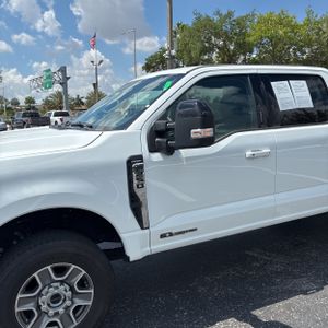 FORD F-250 SUPER DUTY LARIAT - 2