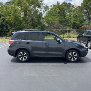 SUBARU FORESTER 2.5I PREMIUM - 10