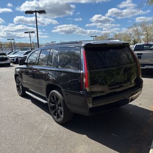 CADILLAC ESCALADE LUXURY - 5