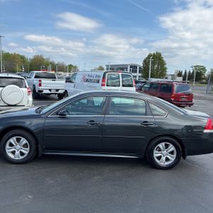 CHEVROLET IMPALA LS - 4