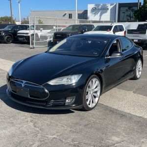 TESLA MODEL S BASE - 1