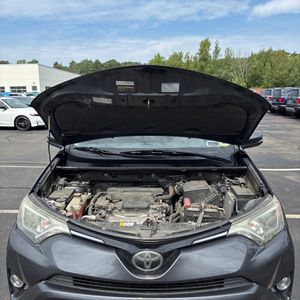 صورة 44 لـ 2017 Toyota RAV4 XLE