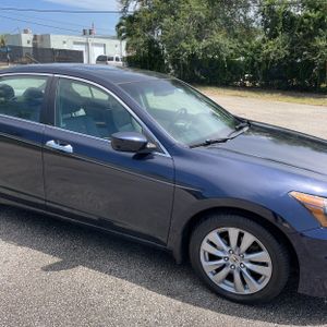 2011 Honda ACCORD EX-L V6 — миниатюра 13