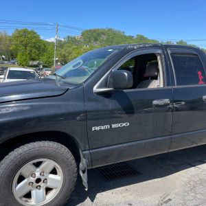 DODGE RAM 1500 SLT/LARAMIE - 2