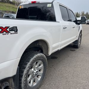 FORD F-250 SUPER DUTY PLATINUM - 9