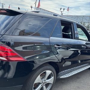 MERCEDES-BENZ GLE - 9