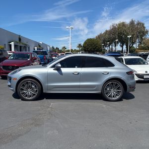 2021 Porsche MACAN TURBO 照片 3