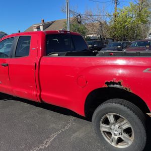 TOYOTA TUNDRA - 6