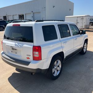 2016 JEEP PATRIOT LATITUDE 照片 8