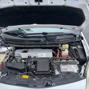 صورة مصغرة 41 لـ 2012 Toyota PRIUS THREE