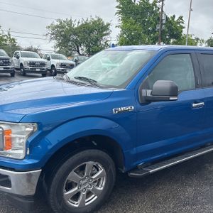 FORD F-150 XLT - 2
