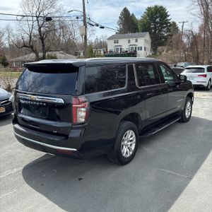 CHEVROLET SUBURBAN LT - 8