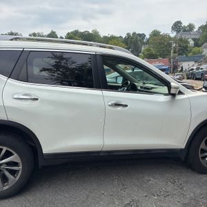 2014 Nissan ROGUE SL — миниатюра 11