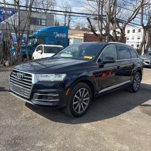 AUDI Q7 3.0T PREMIUM - 1