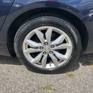 2017 Chevrolet IMPALA LT — миниатюра 18