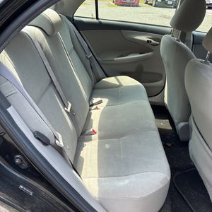 2011 Toyota COROLLA LE — миниатюра 35