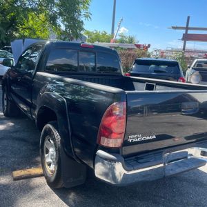 صورة 56 لـ 2010 Toyota TACOMA BASE