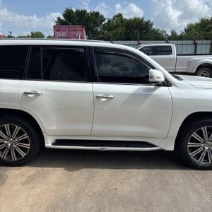 صورة مصغرة 11 لـ 2017 Lexus LX 570 BASE