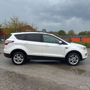 FORD ESCAPE SEL - 10