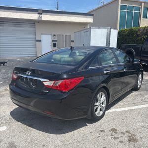 HYUNDAI SONATA LIMITED - 8