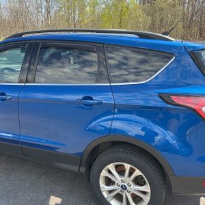 FORD ESCAPE SE - 6