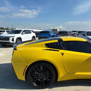 CHEVROLET CORVETTE STINGRAY - 9