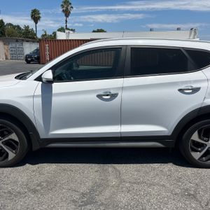 صورة 4 لـ 2018 Hyundai TUCSON LIMITED
