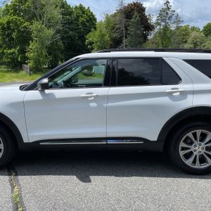 FORD EXPLORER XLT - 4