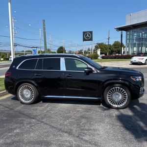 2024 Mercedes-BENZ GLS 照片 10