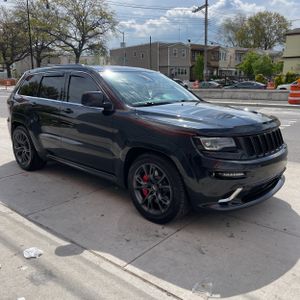 JEEP GRAND CHEROKEE SRT - 10
