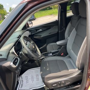 2022 Chevrolet TRAILBLAZER LT — миниатюра 32