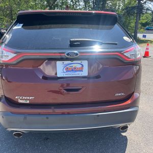 FORD EDGE SEL - 7