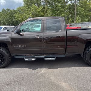 2018 Chevrolet SILVERADO 1500 LT 照片 3