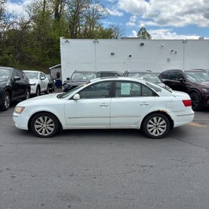 HYUNDAI SONATA SE - 3