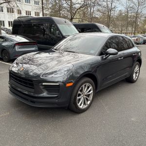 PORSCHE MACAN BASE - 1