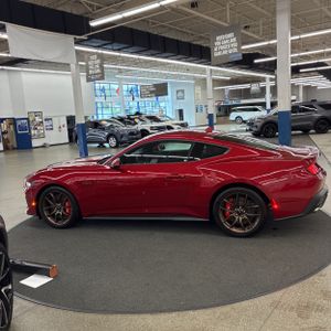FORD MUSTANG GT PREMIUM - 3